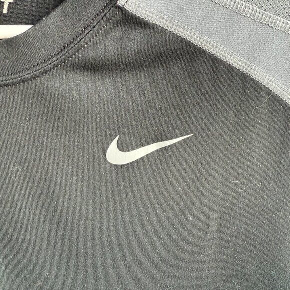Nike Dri-Fit Black & Gray Muscle Tank Top - Picture 7 of 7